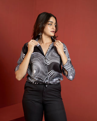 ESSENTIAL PRINT SHIRT