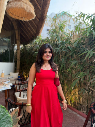 SCARLETT ROUGE POCKET DRESS